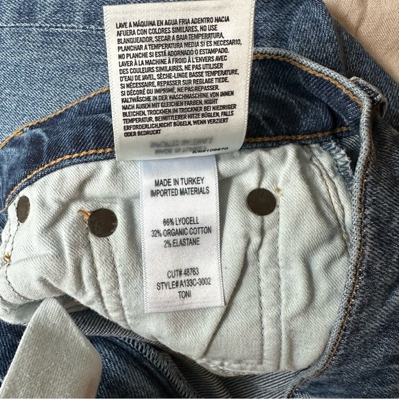 Agolde “Toni” skinny jeans in medium blue in size 27. - Picture 4 of 7